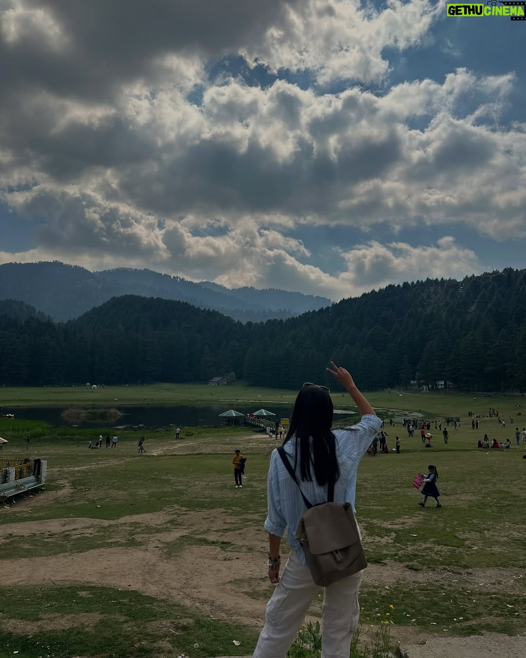 Mrinal Navell - 21.9K Likes - 🐰🤍
Pahaad calling🎶
.
.
.
.
.
#love #himachal #mrinalnavell #home #insta #instagood #mountains #photography #artist #chamba #family #fyp
(Home, insta, himachal, hills, mountains, chamba, travel, trending, family, photography, fashion)