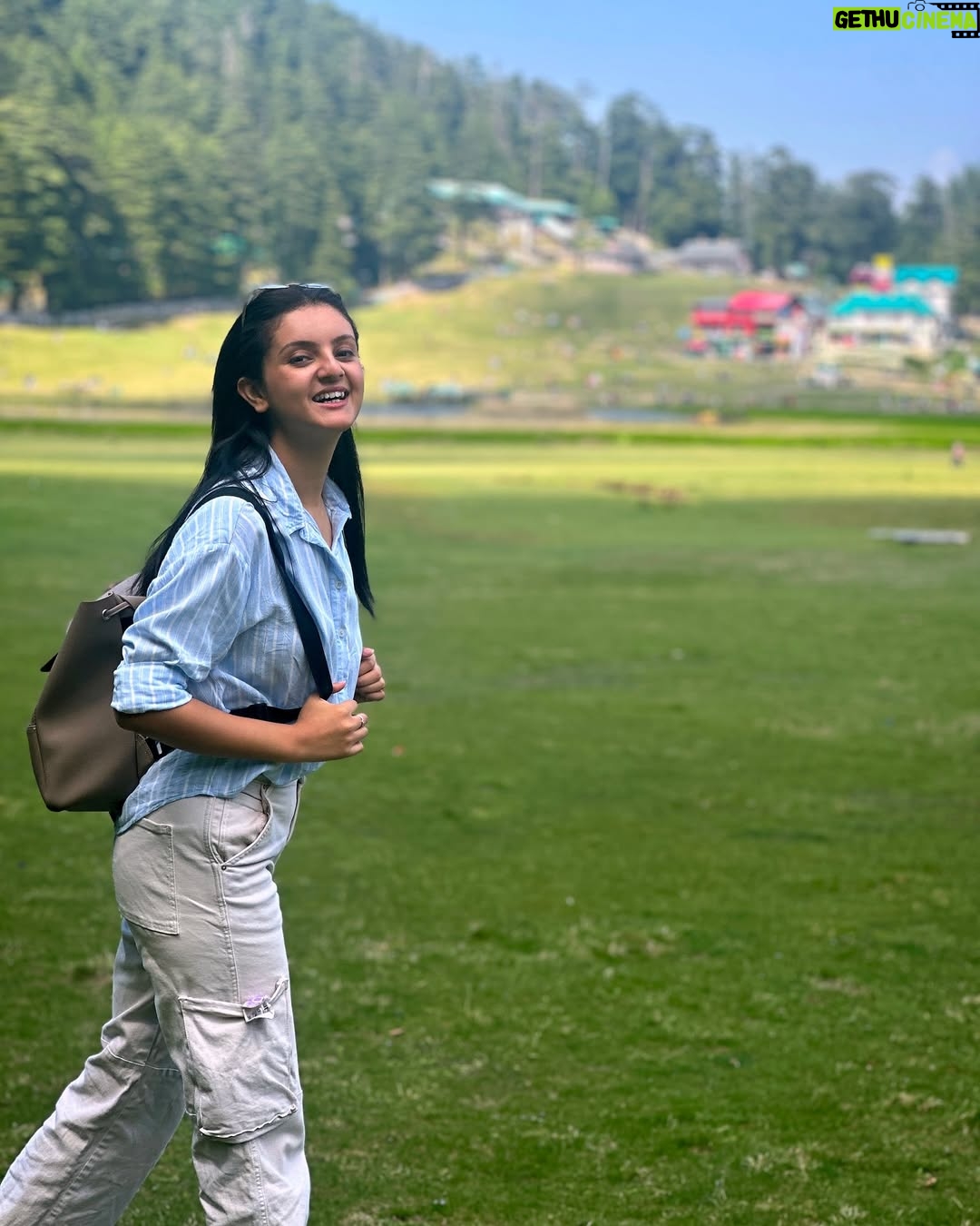 Mrinal Navell - 21.9K Likes - 🐰🤍
Pahaad calling🎶
.
.
.
.
.
#love #himachal #mrinalnavell #home #insta #instagood #mountains #photography #artist #chamba #family #fyp
(Home, insta, himachal, hills, mountains, chamba, travel, trending, family, photography, fashion)