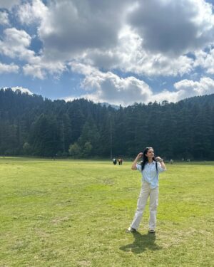 Mrinal Navell Instagram - 🐰🤍
Pahaad calling🎶
.
.
.
.
.

#love #himachal #mrinalnavell #home  #insta #instagood #mountains #photography  #artist #chamba #family #fyp
(Home, insta, himachal, hills, mountains, chamba, travel, trending, family, photography, fashion)