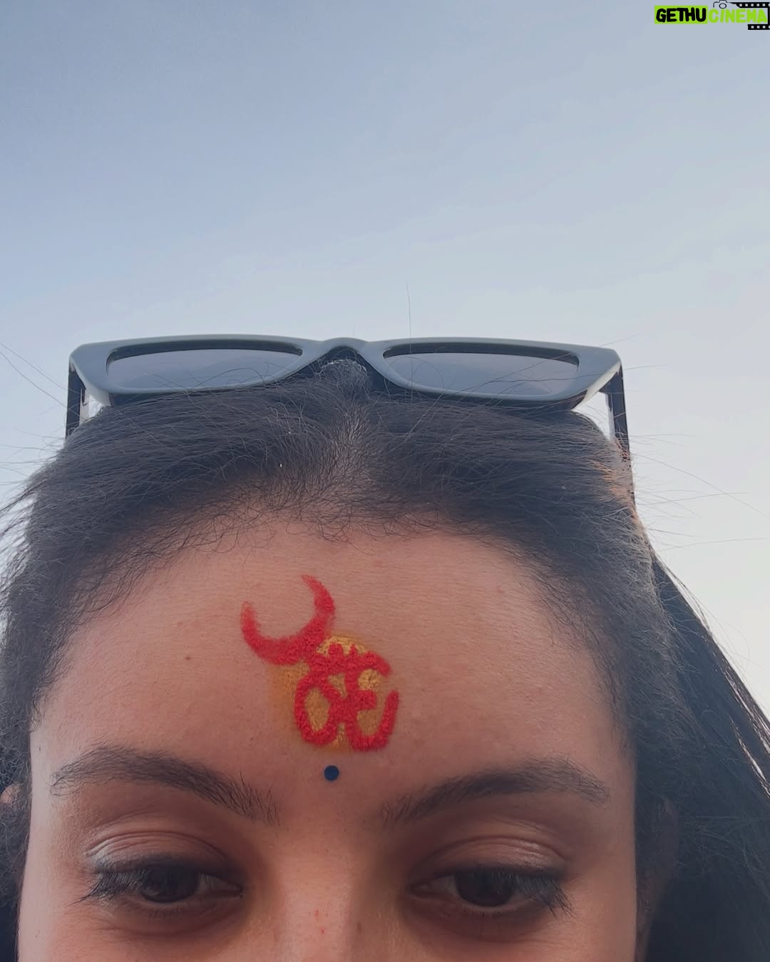 Mrinal Navell - 10.2K Likes - Moods that didn’t make it to the gram. 🪽🫶🏻☀️🎀🥂🩷
.
.
.
.
.
.
.
.
#love #insta #instagood #photooftheday #photography #art #ootd #fashion #mrinalnavell #reels #trending #artist #healing #dump
(Insta, love, fyp, ootd , trending, artist,mumbai,actor,dump)