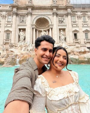 Mrunal Panchal Instagram - Adventures are better together 🗺️