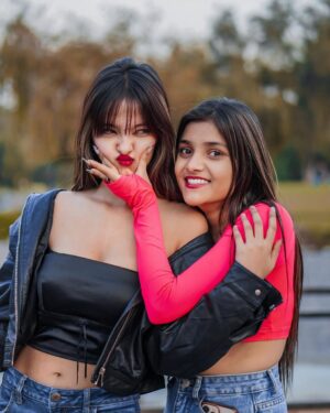 Muskan Shaikh Instagram - Good girls go to heaven and bad girls go everywhere <<<< 🖤✨🍒👽 

Edit & click 🔥✨ :  @mr_devil74_ 📸

#ashi #reelitfeelit #trendingreels #transitionreels #ootd #outfits #outfitoftheday #foryou #explore #explorepage