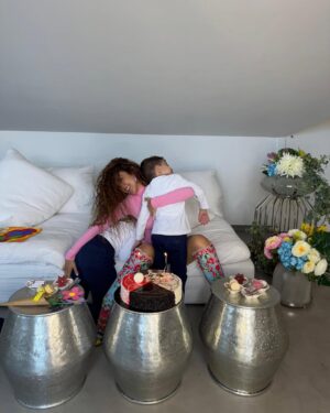 Myriam Fares Instagram - Being your mom is the best gift of all 💙🌸🩵