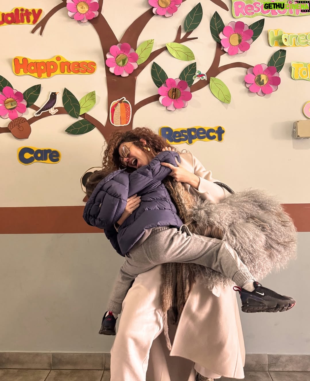 Myriam Fares - 3 Likes - 🏫