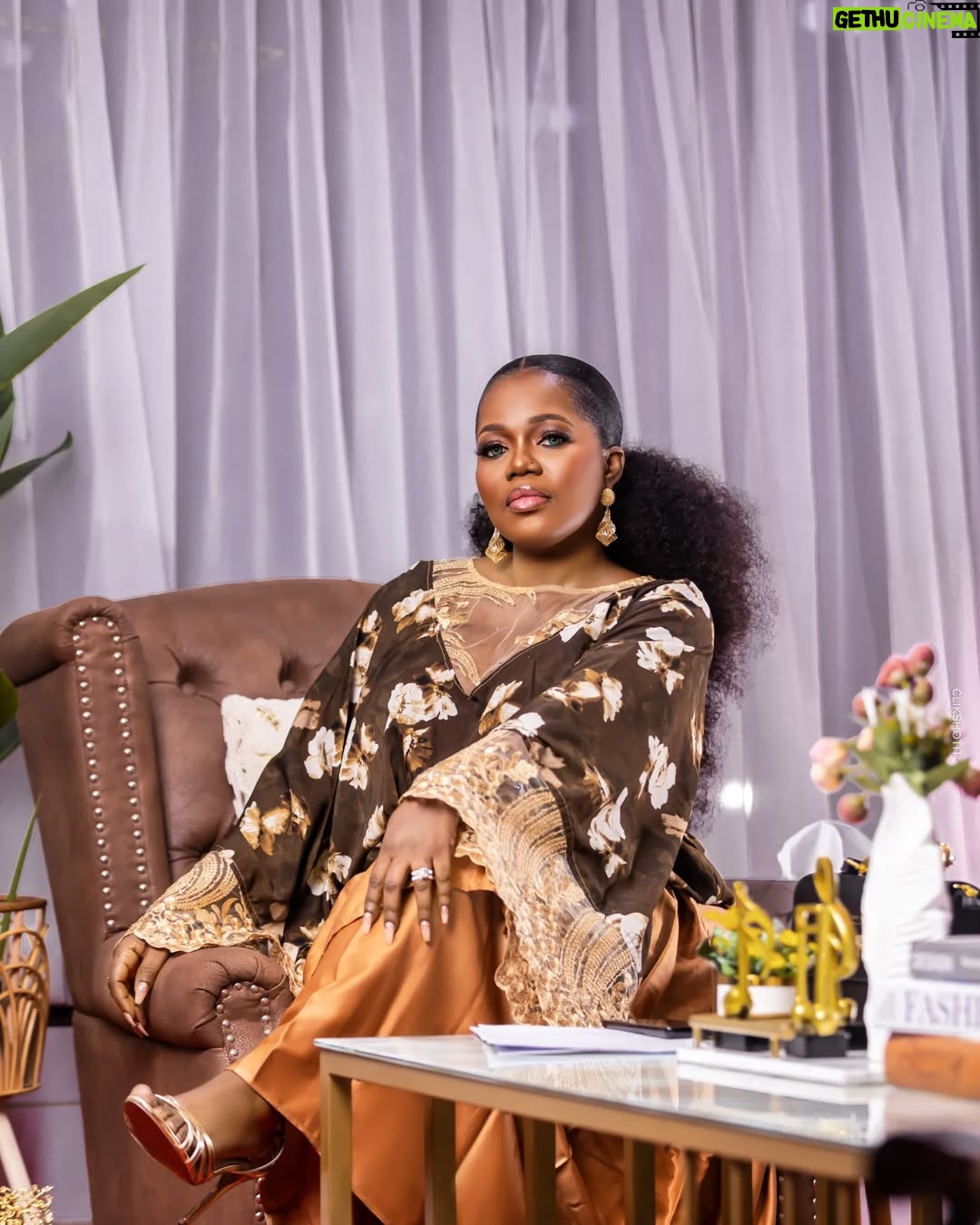 Mzbel - 4.1K Likes - Anything in life worth having comes from patience and hard work. @movement_showbiz
Outfit @bukiefabrix
Skincare @pinamangcosmetics
Hair @hairgurustudio
Studio decor @ironbutterfly_interiors
Studio curtains @curtainsolutions360
#MovementShowbiz #Goddess #Mzbel #GoddessMzbel #EkuaUniverse