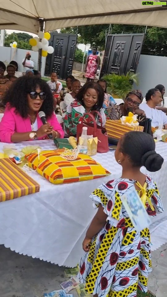 Mzbel - 7.9K Likes - Wait for it lol... Was honoured yesterday at the 35th Anniversary Celebrations of Majomar Montessori Academy.
There's always Grace in every Disgrace when u stay calm and forcus on positivity 🙏🏾
@rock_ice_tee