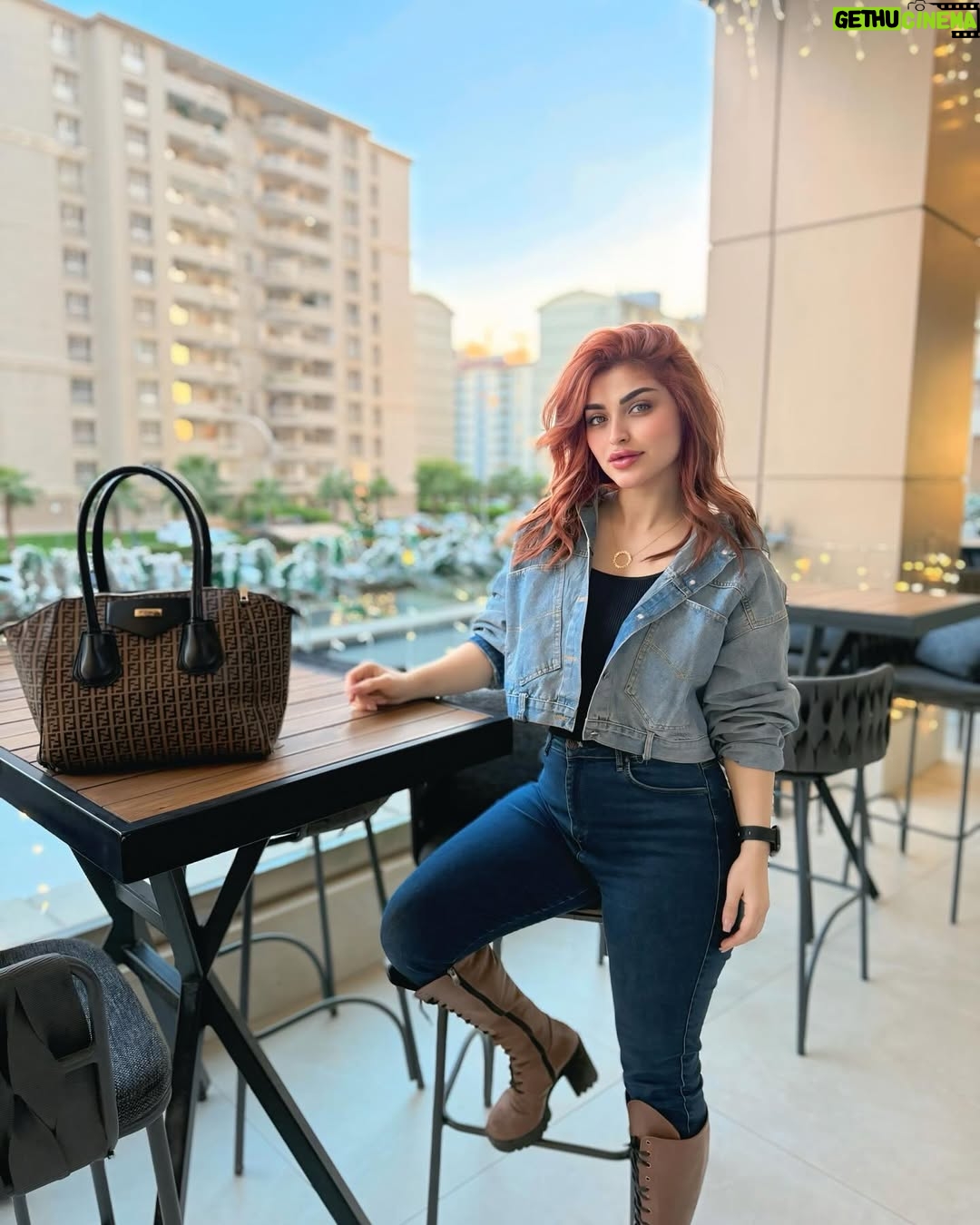 Nadeen Alfahd - 6.9K Likes -