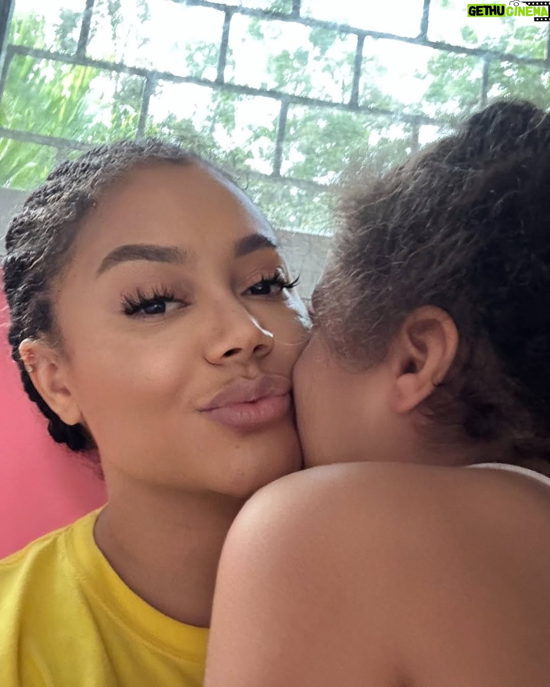 Nadia Buari - 102.5K Likes - Everything, Everything! ♥️