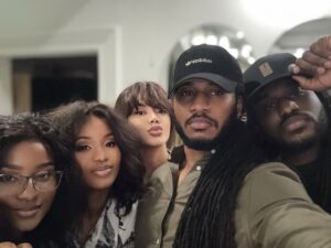 Nadia Buari Instagram - We are the Buari 5 aka B5. 🙌🏽
#Sydi
@jeedrogersgh
@jbuari
@samera_buari