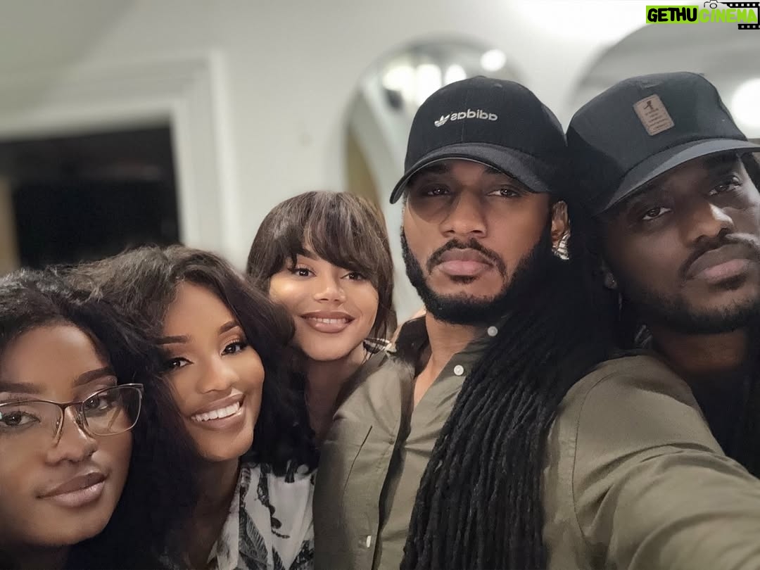 Nadia Buari - 27.4K Likes - We are the Buari 5 aka B5. 🙌🏽
#Sydi
@jeedrogersgh
@jbuari
@samera_buari