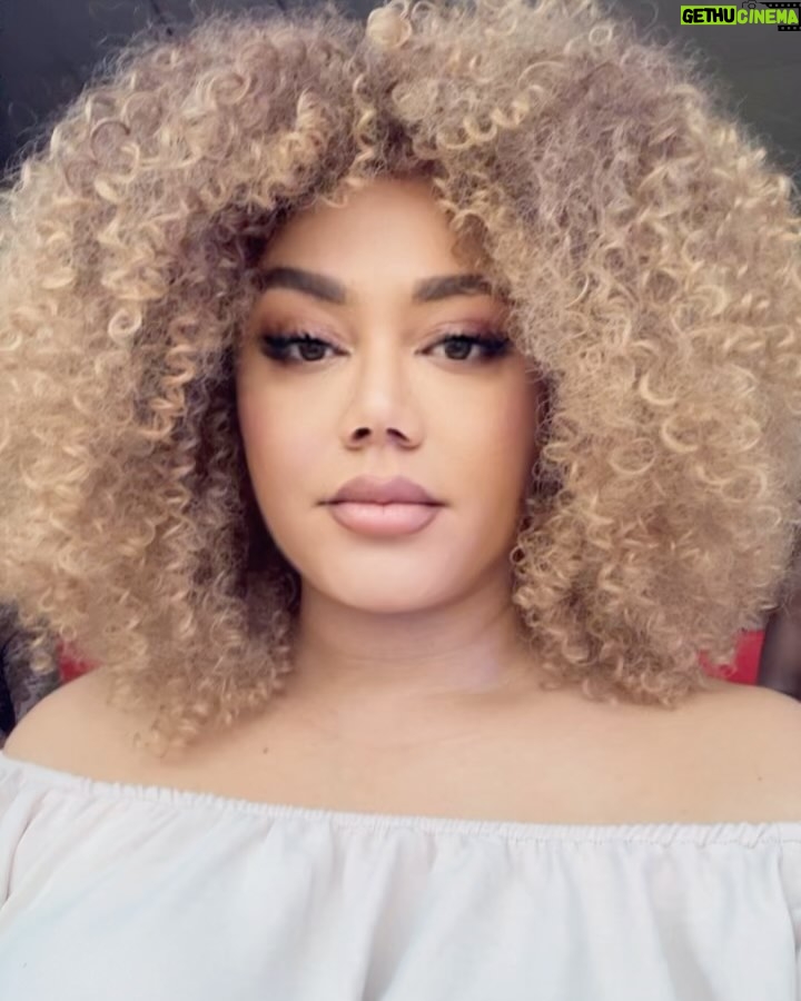 Nadia Buari - 73.2K Likes - About yesterday’s celebrity ball game. 🇬🇭 vs 🇳🇬