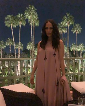 Nadia Kounda Instagram - BEHIND THE PALM TREES @marrakechfilmfestival ♥️@oubaichmarrakech 
#morocco🇲🇦 #morocco #winter