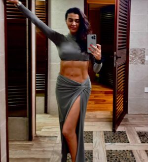 Nadine Rassi Instagram - It was and will always be Me VS I 🥂♥️

Love u 🥰 

#نادين_الراسي 
#nadinealrassi
