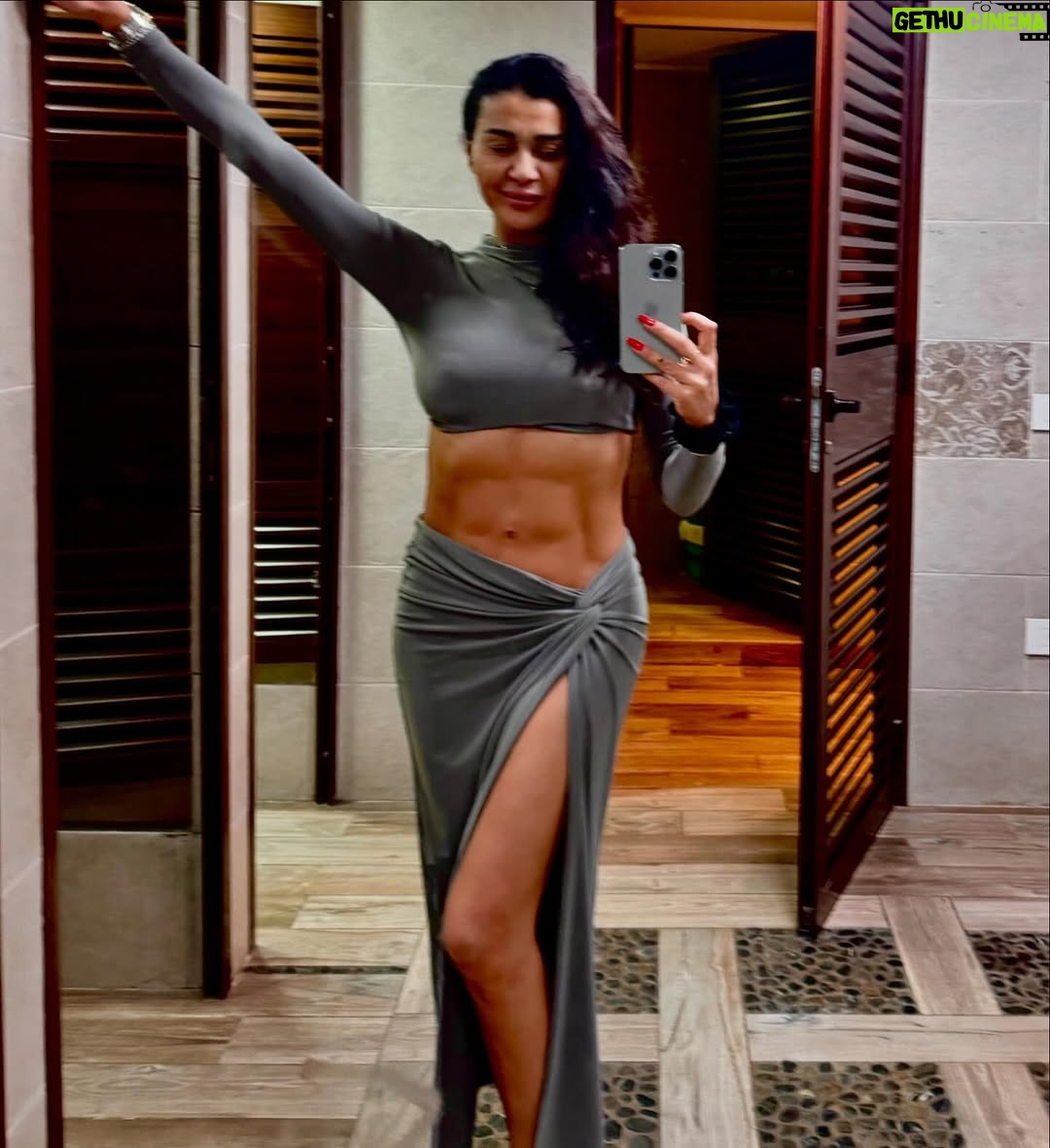 Nadine Rassi - 21.5K Likes - It was and will always be Me VS I 🥂♥️
Love u 🥰
#نادين_الراسي
#nadinealrassi