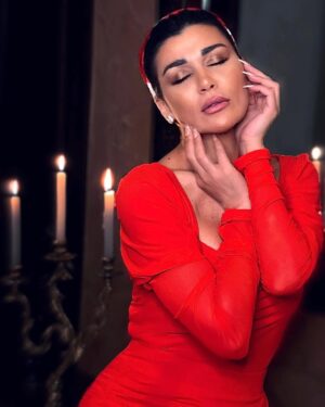 Nadine Rassi Instagram - Take me back to 60’s ♥️
#NR .