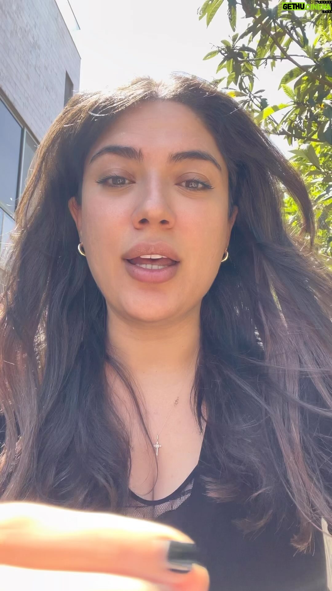Nadine Wilson Njeim - 16.2K Likes - ŲØŲ±Ų£ŁŁŁ
Ų§ŁŁŲ³Ų§Ų” Ł
Ų§ Ų„ŁŁŲ§ ŲŗŁŲ± ŲØŲ¹Ų¶ŁŲ§ Ų