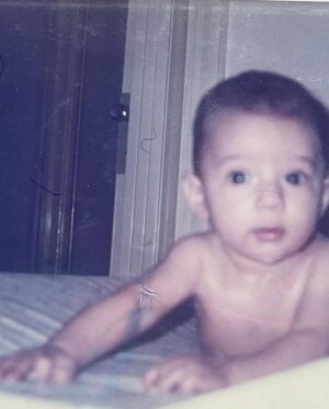 Nadine Wilson Njeim Instagram - 1988-2024 

Still the same old girl. 

Moving forward
Carpe Diem-ing
Manifesting
And occasionally messing up and getting back up 😁