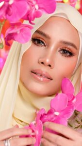 Actress Nadiya Nisaa HD Photos and Wallpapers March 2025