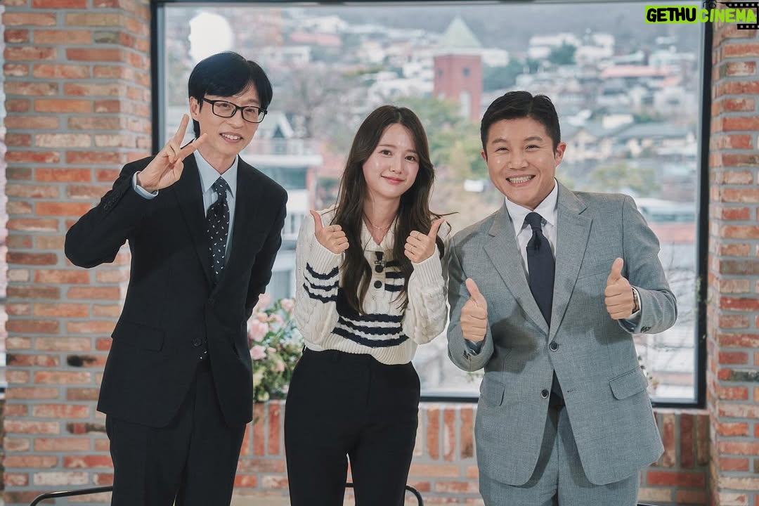 Nam Bo-ra - 8.1K Likes - 가족과 유퀴즈에 나오게 됐어요✨
재석 선배님, 세호오빠, 그리고 동생, 오빠, 엄마랑
재밌는 추억 만들어서 너무 좋았어요💖
#유퀴즈#남보라#13남매