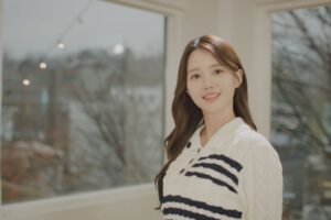 Nam Bo-ra Instagram - 가족과 유퀴즈에 나오게 됐어요✨ 
재석 선배님, 세호오빠, 그리고 동생, 오빠, 엄마랑
재밌는 추억 만들어서 너무 좋았어요💖 

#유퀴즈#남보라#13남매