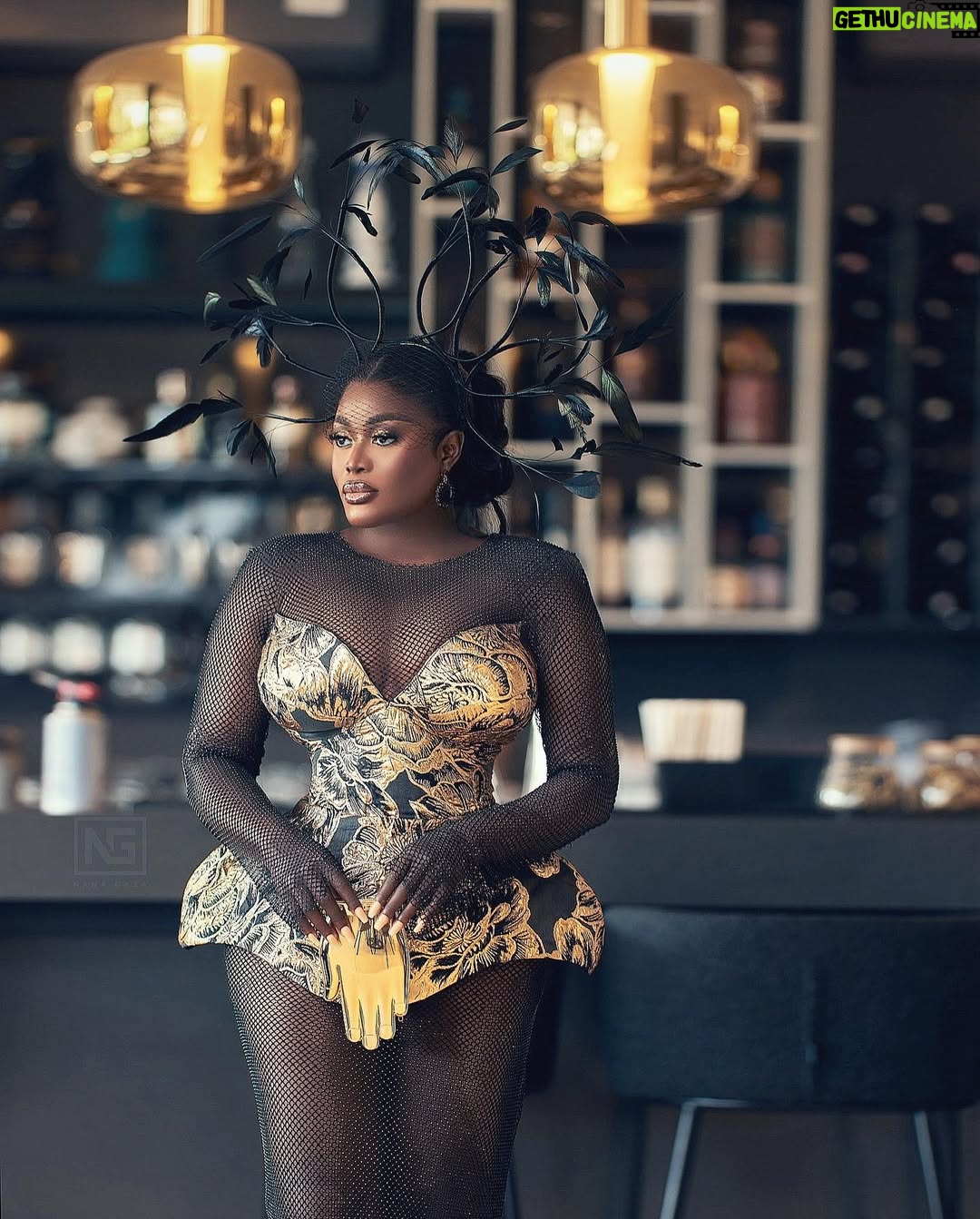 Nana Akua Addo - 25K Likes - Seducing the spotlight, one breathtaking post at a time. Meet Ghana's very own hot chocolate, the media marvel, acting enchantress, and fashion luminary.