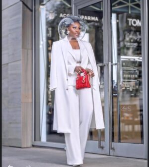 Nana Akua Addo Instagram - City Vibes 🫧🫧🫧🫧🫧🫧