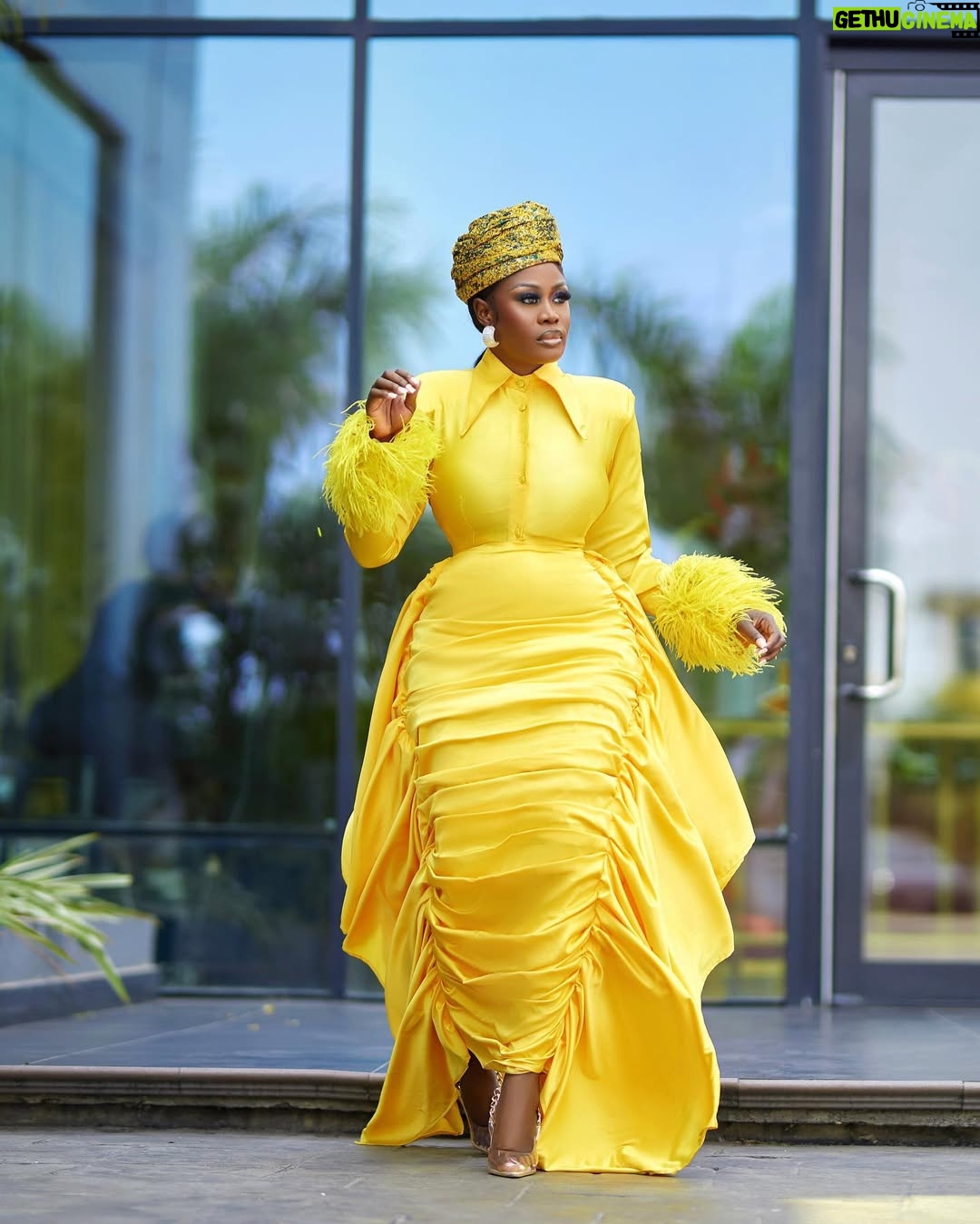 Nana Akua Addo - 17.9K Likes - Who’s watching UTV Tonight ?
Dress @yartelgh
Jewelry @sparkles_jewellerygh
Skin @susanchanelbeauty
Makeup @theglam_plugg
