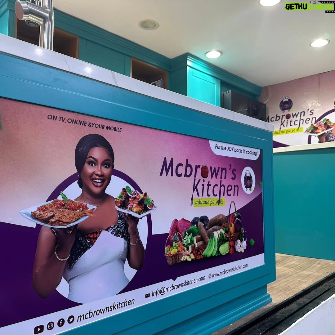 Nana Ama McBrown - 18.3K Likes - Hello Ghana 🇧🇴
The new season of @mcbrownskitchen is starting this Saturday 21st December
on @tv3_ghana 5pm and @onuatv 6pm
This season is more exciting and fun
Don't miss this and every Saturday
#kitchen design by @lonchagh
#Sponsors
@hisense_ghana
@tastytomghana
@belpakghana
@kivoproducts
@deedewspices
@milifeghana
@ghandourcosmeticsltd
@enapafoodsgh
#Wormplex400
#McBrownsKitchen
##aduanepayede
#Brimm