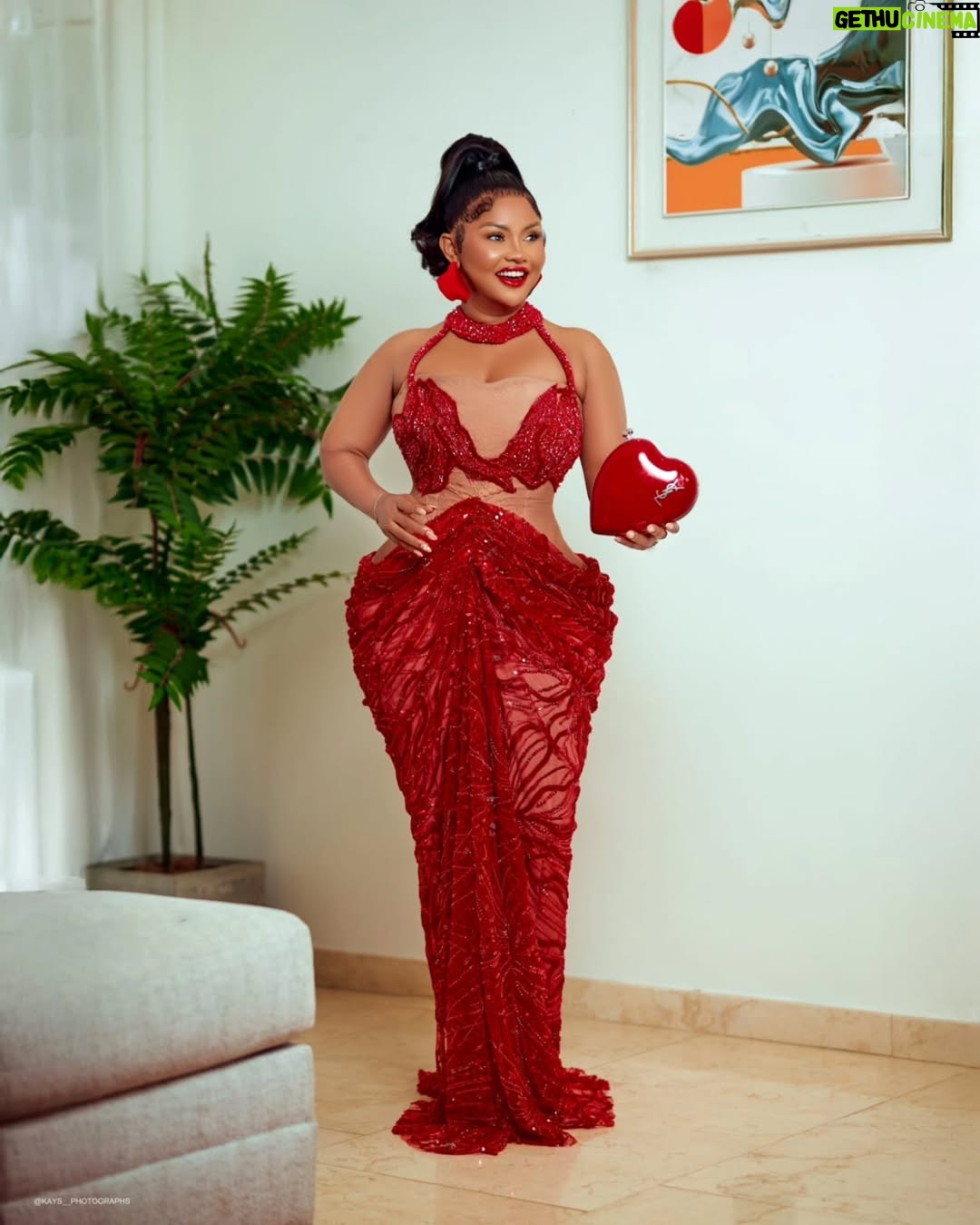 Nana Ama McBrown - 38.6K Likes - What is love if doesn't show then it's just a heart ❤️
#HerRoyalHighness
#styled @neal__davids @franccoisz
#hair @eminence_bysol
#mua @cjzmakeover
#outfit @laurenhautecouture
#earring @sparkling___stones
#shoe @wendylovefashionhouse
#pic @kays__photographs
#BRIMM