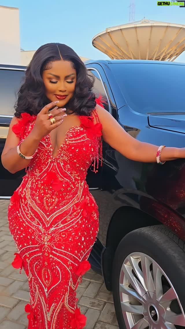 Nana Ama McBrown - 25.6K Likes - However, 2024 is coming to an end
2025, come in peace
#HerExcellency
Merry Christmas 🎄
@couture_republic
@_berries_glam
@leejaylooks
#BRIMM