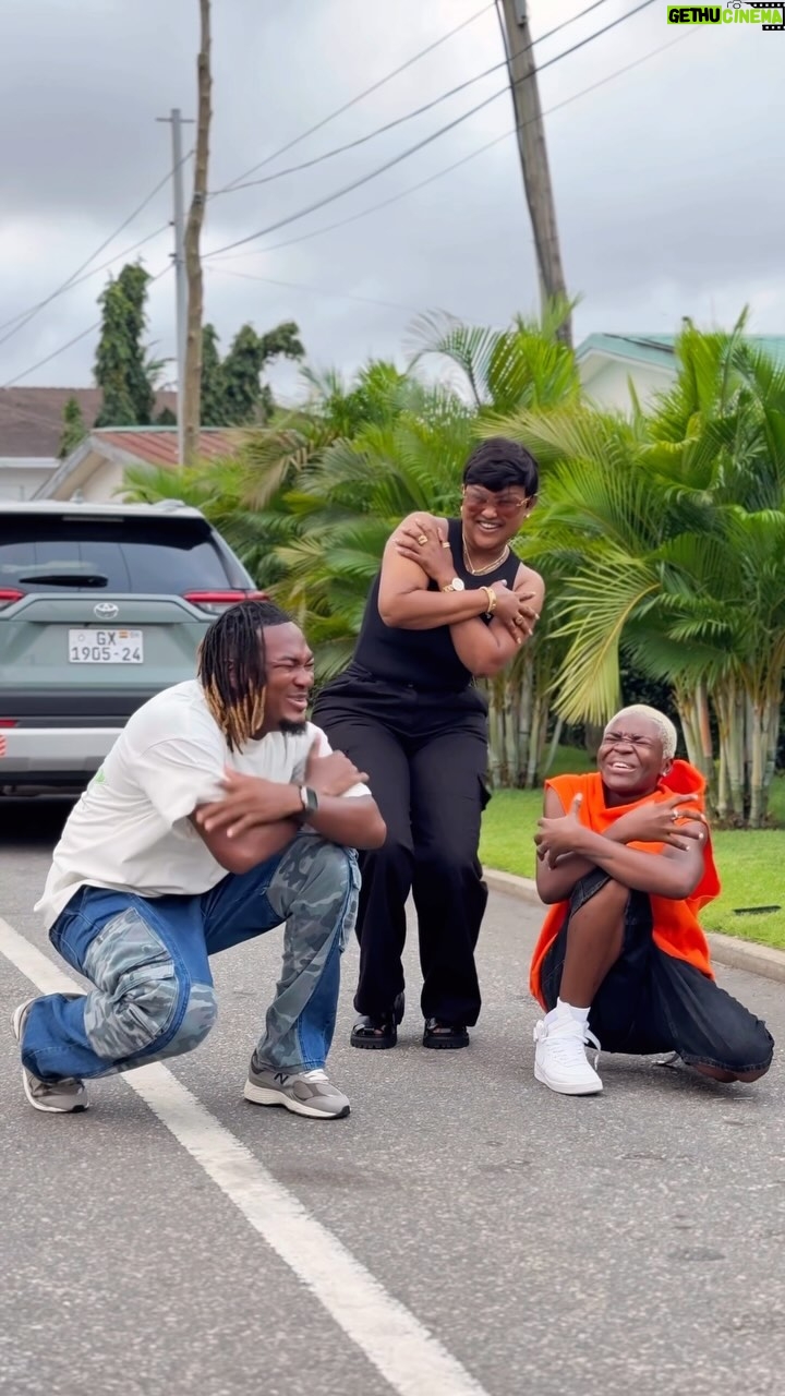 Nana Ama McBrown - 129.7K Likes - From Randomly meeting @iamamamcbrown to bringing you guys something beautiful and sweet. 😇💜
🎶: @fameye_music “very soon”
Dc: @dwpacademy
#demzy_baye #lidellemovement
