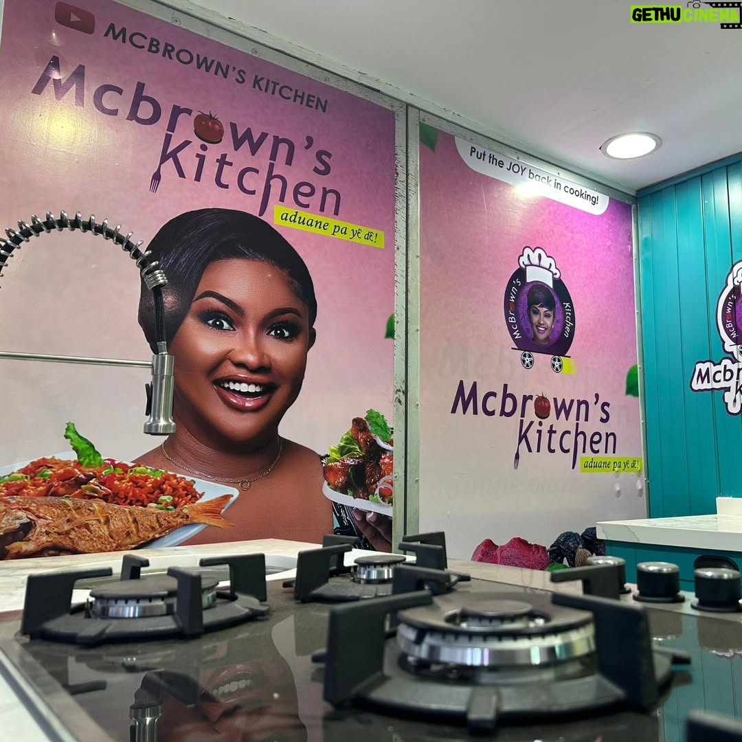 Nana Ama McBrown - 18.3K Likes - Hello Ghana 🇧🇴
The new season of @mcbrownskitchen is starting this Saturday 21st December
on @tv3_ghana 5pm and @onuatv 6pm
This season is more exciting and fun
Don't miss this and every Saturday
#kitchen design by @lonchagh
#Sponsors
@hisense_ghana
@tastytomghana
@belpakghana
@kivoproducts
@deedewspices
@milifeghana
@ghandourcosmeticsltd
@enapafoodsgh
#Wormplex400
#McBrownsKitchen
##aduanepayede
#Brimm