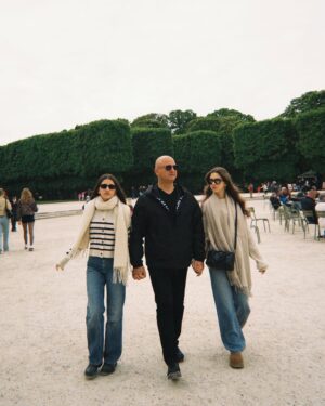 Nancy Ajram Instagram - Love, light, and a little Parisian magic this Easter 💛🐣 My heart is full. #Grateful