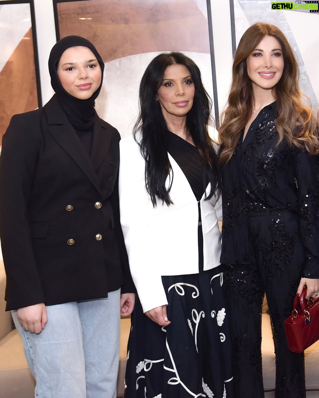 Nancy Ajram - 3 Likes - 🇱🇧إم البطل… حكاية أمل🇱🇧
تكريم أمهات الجيش اللبناني بمناسبة عيد الأم 🌷