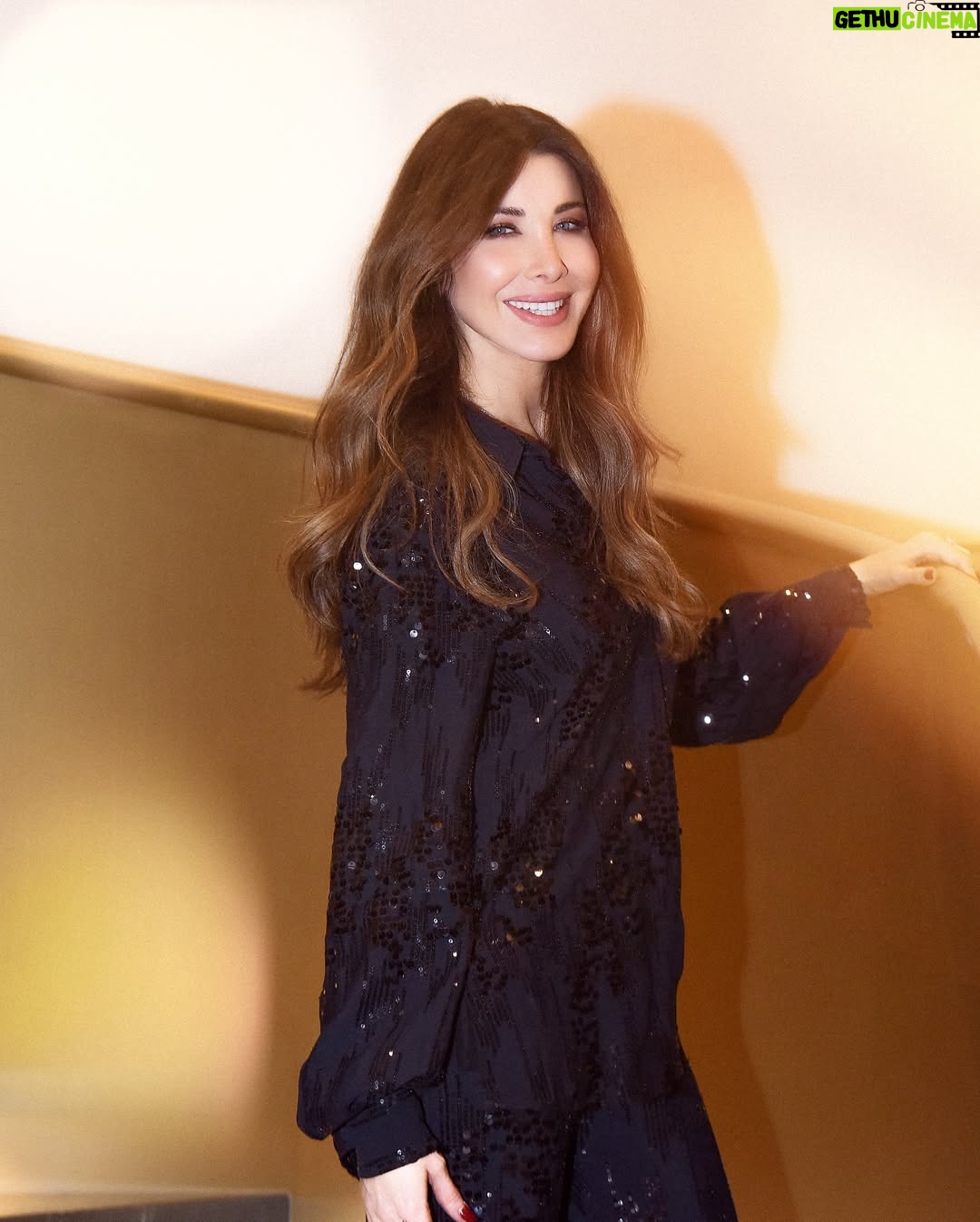 Nancy Ajram - 3 Likes - 🇱🇧إم البطل… حكاية أمل🇱🇧
تكريم أمهات الجيش اللبناني بمناسبة عيد الأم 🌷