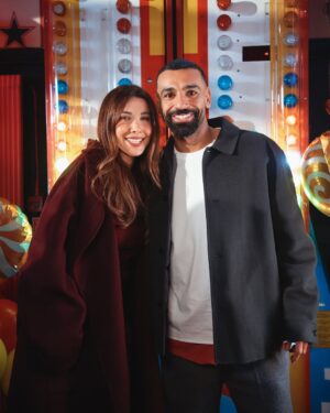 Nancy Ajram Instagram - وأصلًا ده مفيش في ايدينا غير دلوقتي نعيشه…تعالى نعيش❤️
#تيجي_نعيش