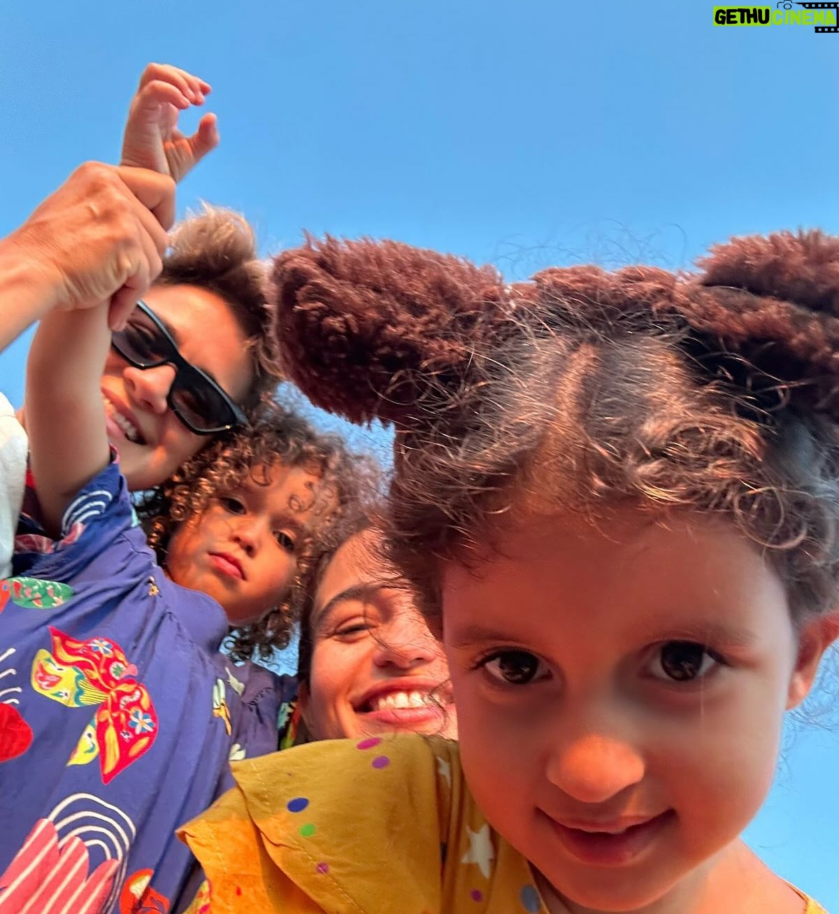 Nanda Costa - 98.4K Likes - Domingo é dia de ..