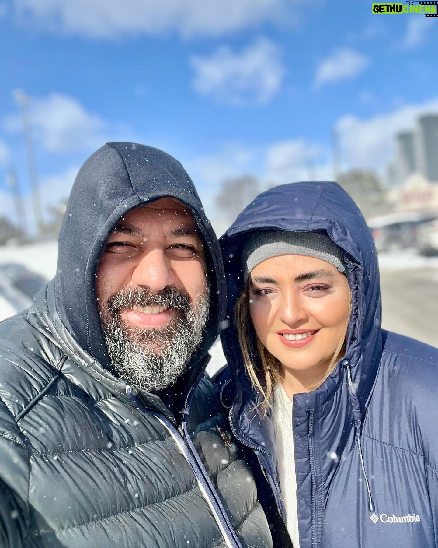 Narges Mohammadi - 466.3K Likes - اواخر زمستان در روزهای آخر اسفند به هنگام گل دادن بنفشه ها و ریختن دانه های گندم برای سبزه سفره هفت سین؛ آنگاه که بوی عید و بهار نرم نرمک به مشام می رسد، مصادف است با تولد تو؛ تویی که هر چه بیشتر شناختمت بهتر با قلب مهربان و بزرگت آشنا شدم؛ تویی که در بزنگاههایی که باید...بزرگی و معرفت و شادی را برایم معنا کردی و عشقی که در پس پشت پلکهایت نهفته است را همچون رنگهای رنگین کمان برایم نقش زدی...علی جانم تولدت مبارک و پرتکرار باد...