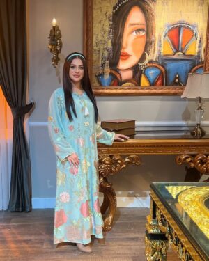 Nariman Al Saboury Instagram - اجمل اللحظات في حامض حلونا ❤️ 
المبدع @osama_alsharqi 
@mbciraqtv @mbcgrouppr @shahid.vod @ahsan_dadosh @ali_jaber35 @actress_fawzia_hassan @saba.ebrahem @rafal_nashmi @ali_almallak69 @ayad_altaie1 @heba_sabah @ashraqat_alghanim @alkhafajitv @sandy_jamall