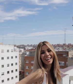 Natalia Instagram - con nuevos proyectos en el horno, tengo muchísimas ganassss 🙃✨