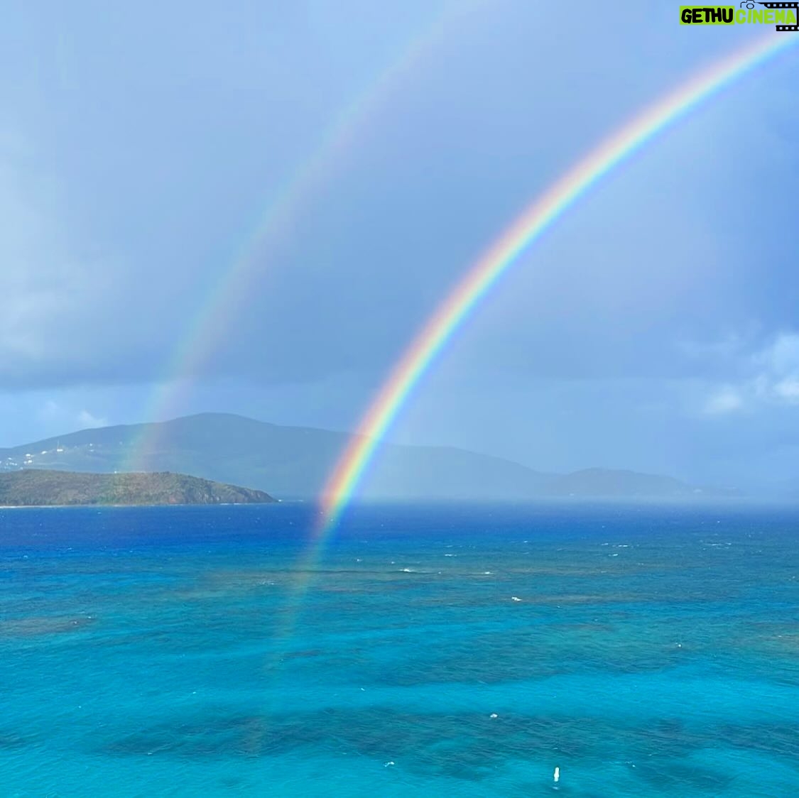 Natalie Imbruglia - 7.4K Likes - I recently had an inspiring week on Necker Island with @virginunite Jimmy Ku and a group of incredible changemakers. So many big ideas and even bigger hearts.
Thank you for inviting me to perform and for including @harrytofficial and I in the discussions. Can’t wait to see what the future holds! ☀️🩵💙✨