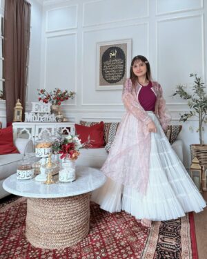 Natalie Sarah Instagram - Eid Mubarak 💕 Assalamualaikum 

Taqabbalallahu minna wa minkum, shiyamana wa shiyamakum 🌙🕌

Selamat Hari Raya Idul Fitri 1446H

mohon maaf lahir dan batin ya 🙏🏻🩷🙏🏻
-
#eid #idulfitr #lebaran #eidmubarak❤️ #mashaallah #masyaallah #masyaallahtabarakallah