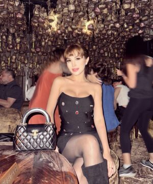 Nathalie Hart Instagram - Birthday girl 🧒❤️
