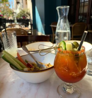 Nathalie Hart Instagram - 3 months of life and bloody Mary’s ❤️
