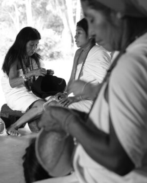 Nathalie Kelley Instagram - ❤️Colombia❤️ 📸 @andres.caicedo.r @la_sierra_artist_residency @gitanadelmarbeachresort @isabellanoero