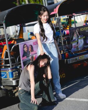 Nattamon Chokejindachai Instagram - Baby hop in my ride~ เคยมาเท่าไหร่ละน้อง🛺 Thank you again for this lovely #TukTukWithNattPitcha naka 🫶🏻 พรุ่งนี้เที่ยงตรงกดบัตร #ล้านวงโคจรTheSeries : Final Episode 👰🏻‍♀️💍👰🏻‍♀️ ที่ 📌 https://www.zipeventapp.com

🎞️Reverse with ME & YOU

SHOW DATES 
🗓️ 26 MARCH 2025 
📍 PARAGON CINEPLEX

✨  TICKET ON SALE : MONDAY, 17 MARCH 2025 FROM 12PM ONWARDS (GMT 7)
📌 TICKET AVAILABLE AT : https://www.zipeventapp.com

รายละเอียดเพิ่มเติม @siamsistudio 

แต่งหน้าแต่งตัวรอแล้วว หวังว่าจะได้พบกันนะค้าบบ❤️‍🩹