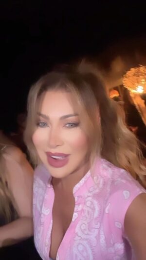 Nawal Al Zoghbi Instagram - ريتو ما يبلى هالحلا #ريتو #الساحل_الشمالي #فخامة_معاليك