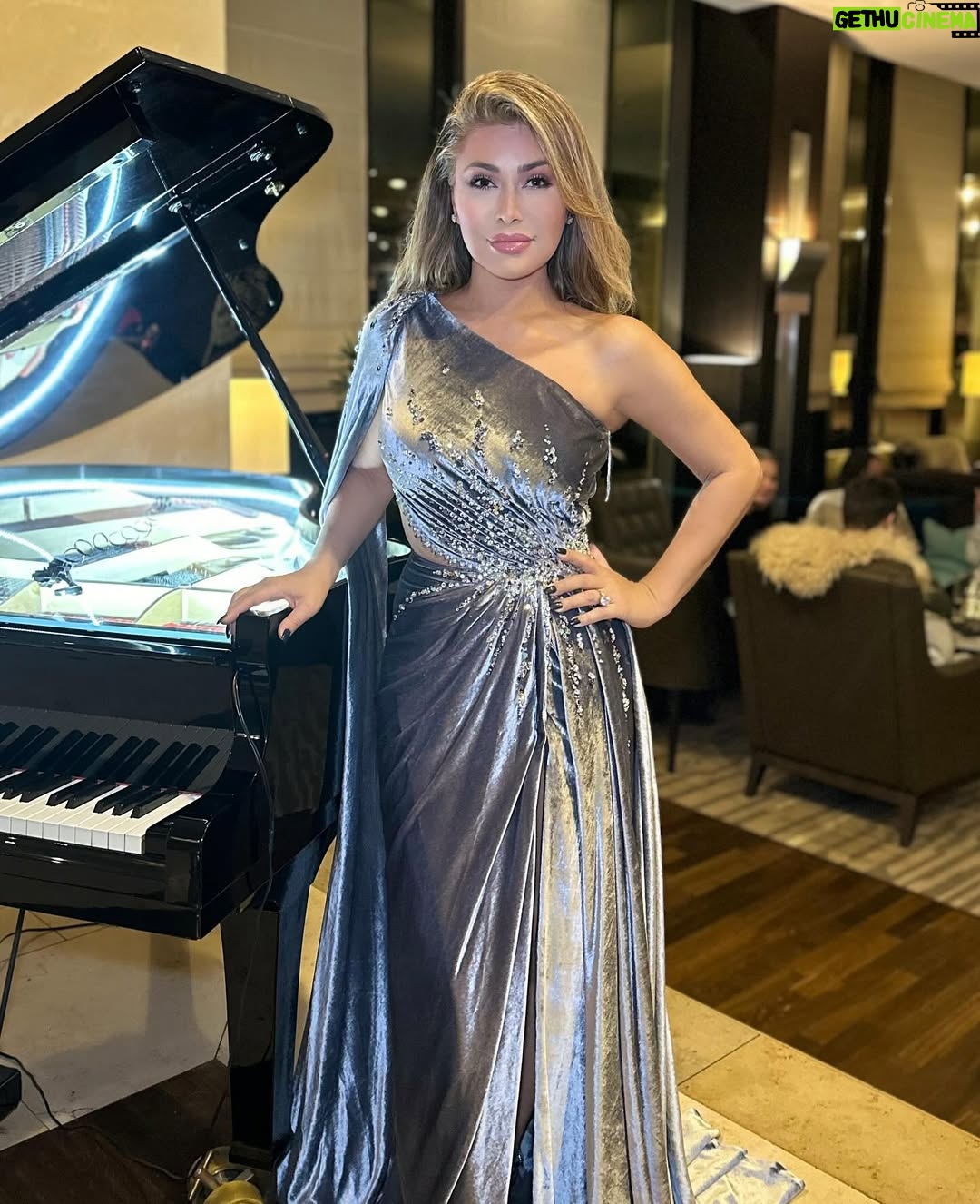 Nawal Al Zoghbi - 65.6K Likes - New Year’s Eve #germany🇩🇪
Dress by @labourjoisie