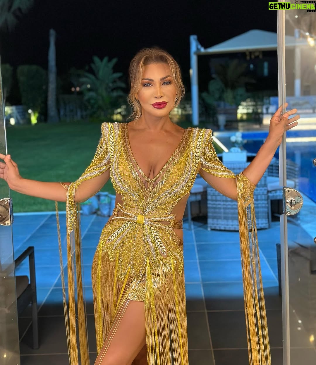 Nawal Al Zoghbi - 59.5K Likes - Amazing night in #northcoast #egypt 🔥🔥🔥
#lucida #nawalelzoghbi
Dress by @labourjoisie
Hair by @fattalelie
@lucidaegypt #haciendared