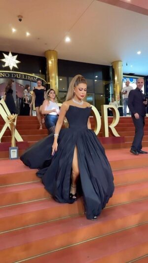 Nawal Al Zoghbi Instagram - Thank u #murexdor 🏆🏆. 
#bestlebanesesinger #bestsonghafla

Dress by @labourjoisie 
Jewelry @nsoulijewelry 
Makeup by @richardghareeb 
Hair by @victorkeyrouz